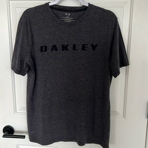 OAKLEY MEN'S SO-OAKLEY BURN BLACKOUT T-SHIRT